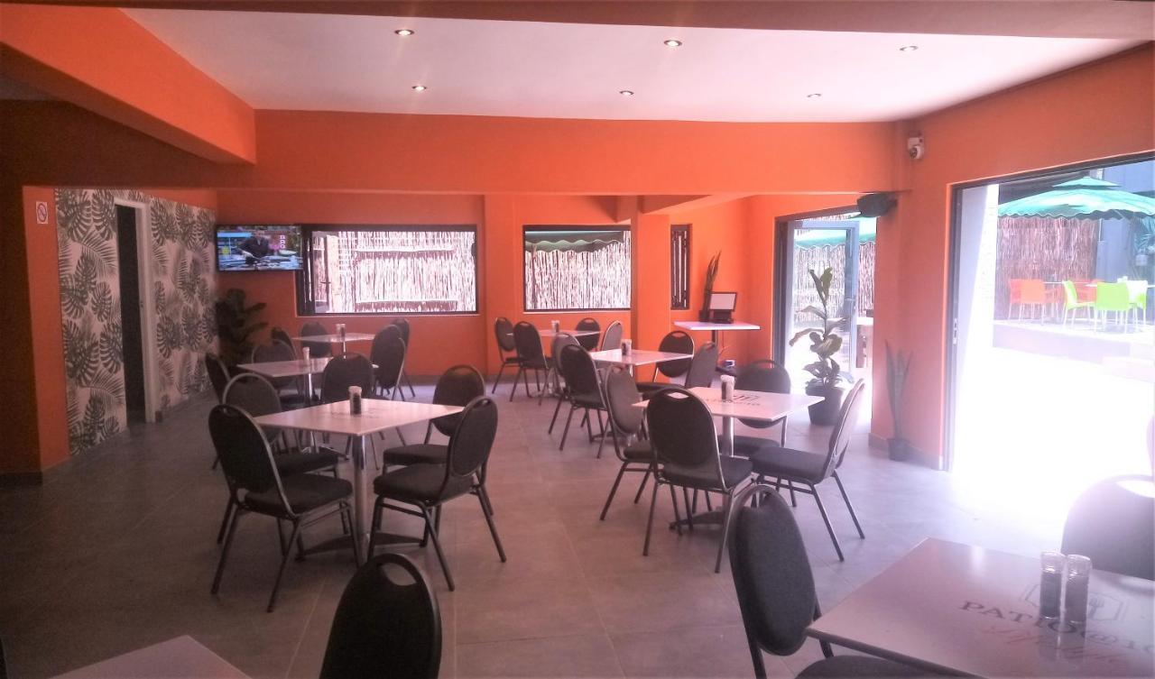 יוהנסבורג The Jack Rose Hotel, Rosebank, Gautrain מראה חיצוני תמונה