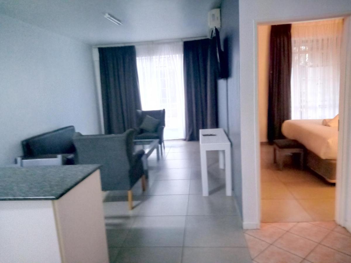 יוהנסבורג The Jack Rose Hotel, Rosebank, Gautrain מראה חיצוני תמונה